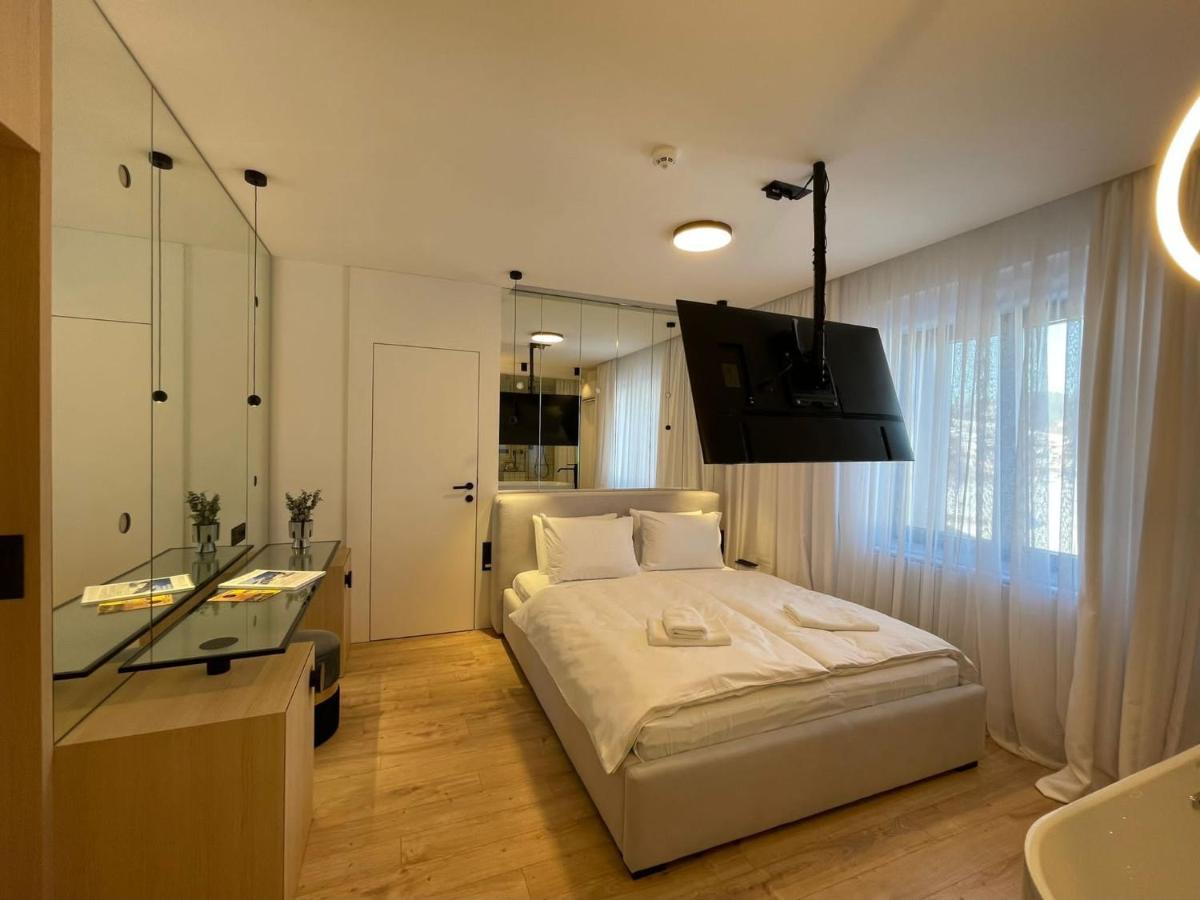 Connectin Apartments 帕莱 外观 照片