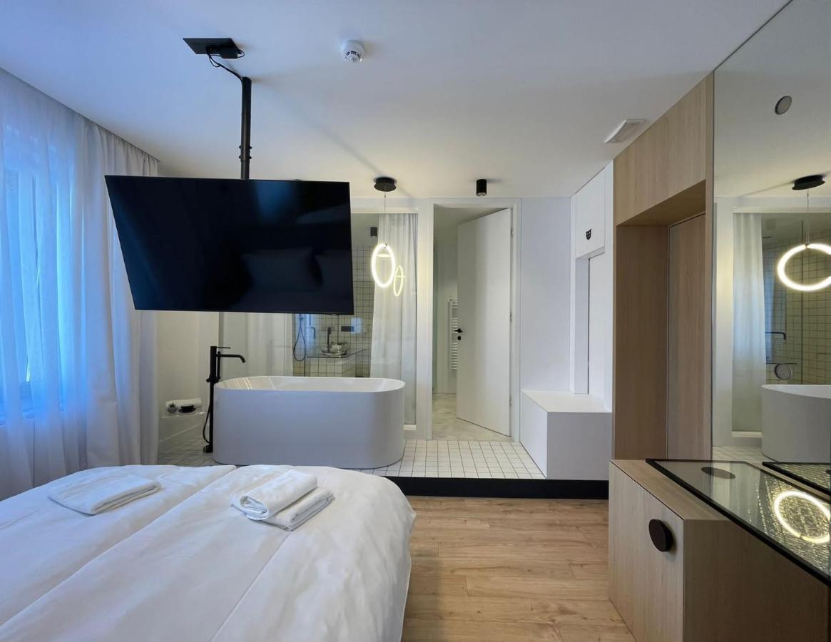 Connectin Apartments 帕莱 外观 照片
